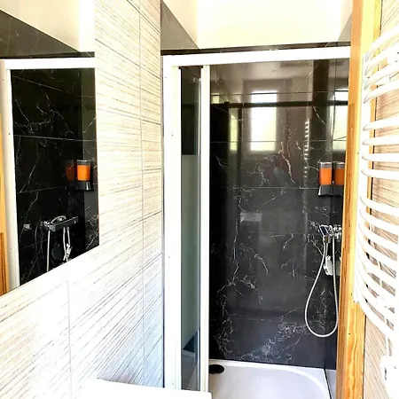 Le Park Apartment *